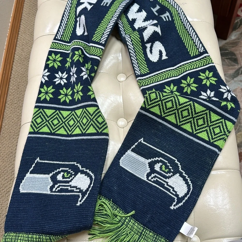 New without tags NFL Seattle Seahawks football scarf